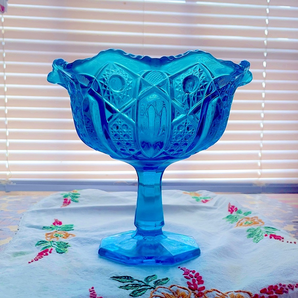 LE Smith blue quintet compote